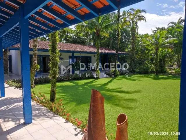 Casa / Sobrado para Locação em Ubatuba/SP Praia da Lagoinha 6 Quartos