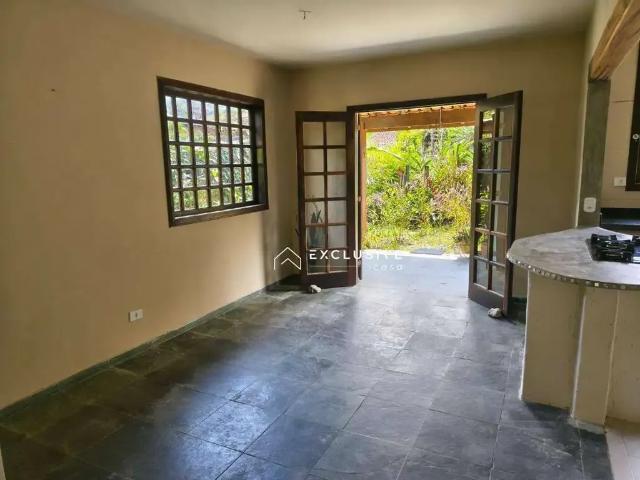 Casa / Sobrado para Locação em Ubatuba/SP Ressaca 3 Quartos
