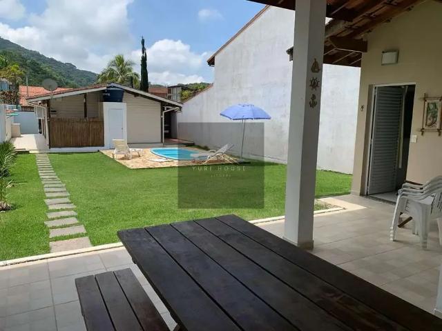 Casa / Sobrado para Locação em Ubatuba/SP Toninhas 3 Quartos