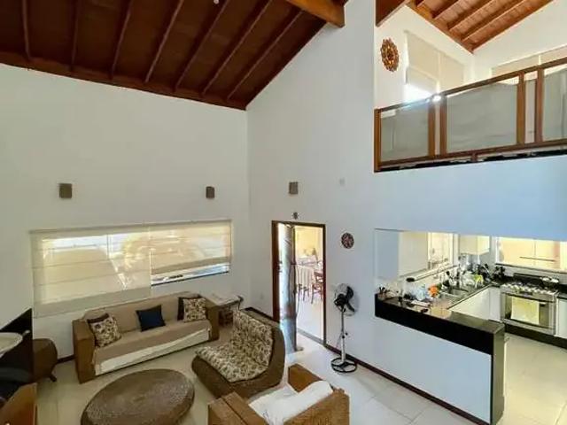 Casa / Sobrado para Locação em Ubatuba/SP Toninhas 4 Quartos