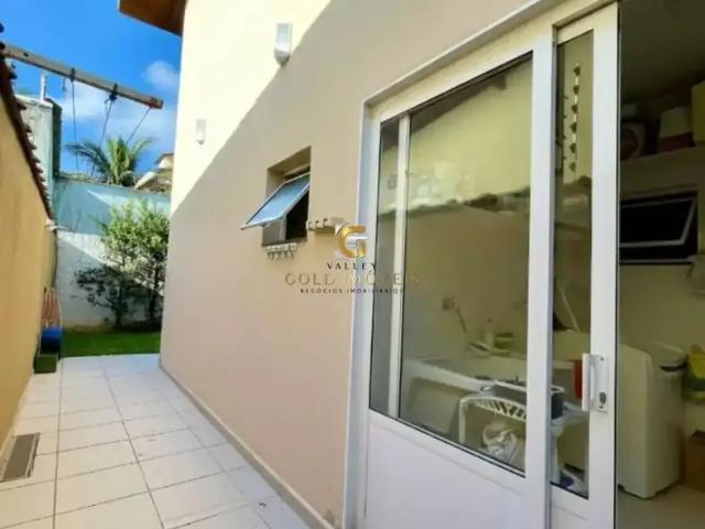 Casa / Sobrado para Locação em Ubatuba/SP Toninhas 4 Quartos