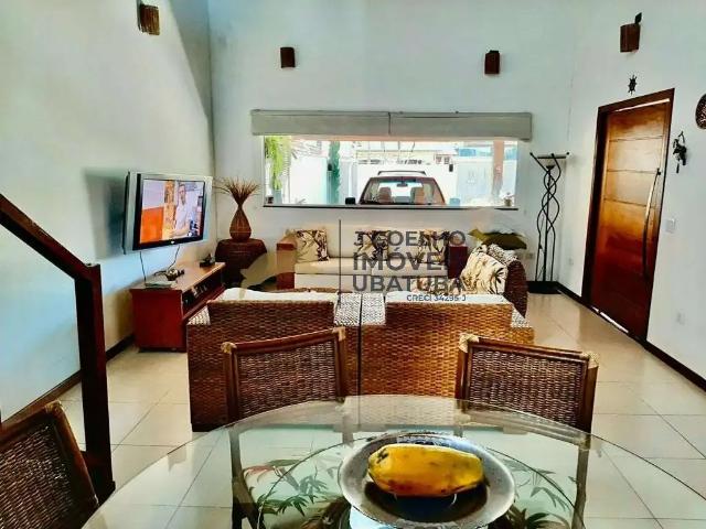 Casa / Sobrado para Locação em Ubatuba/SP Toninhas 4 Quartos