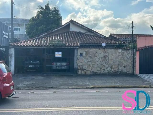 Casa / Sobrado para Locação em Ubatuba/SP Umuarama 4 Quartos