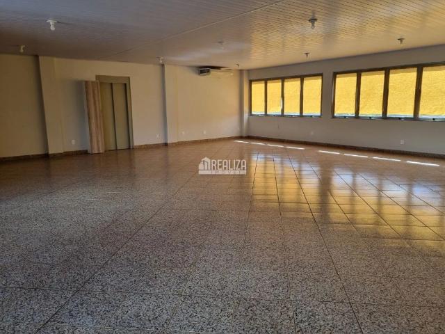 Casa / Sobrado para Locação em Uberaba/MG Centro 1 Quartos