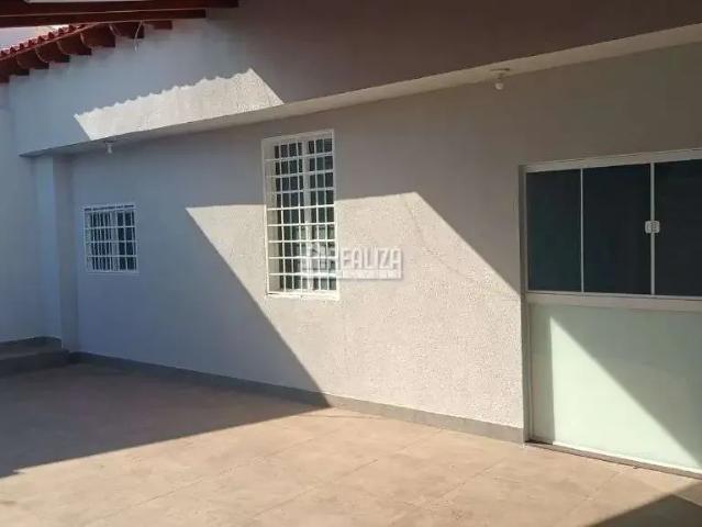 Casa / Sobrado para Locação em Uberaba/MG Conjunto Sete Colinas 3 Quartos