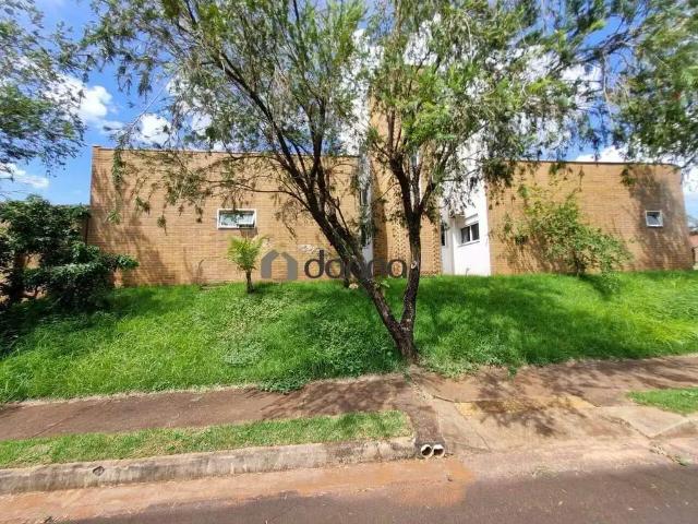 Casa / Sobrado para Locação em Uberaba/MG Damha Residencial Uberaba I 3 Quartos