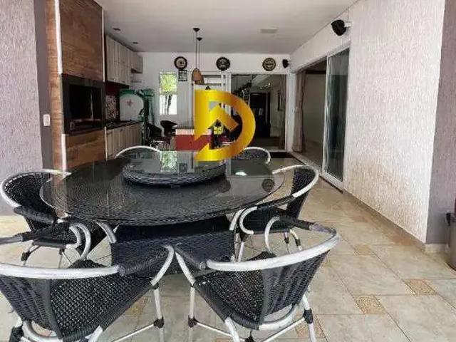 Casa / Sobrado para Locação em Uberaba/MG Flamboyant Residencial Park 3 Quartos