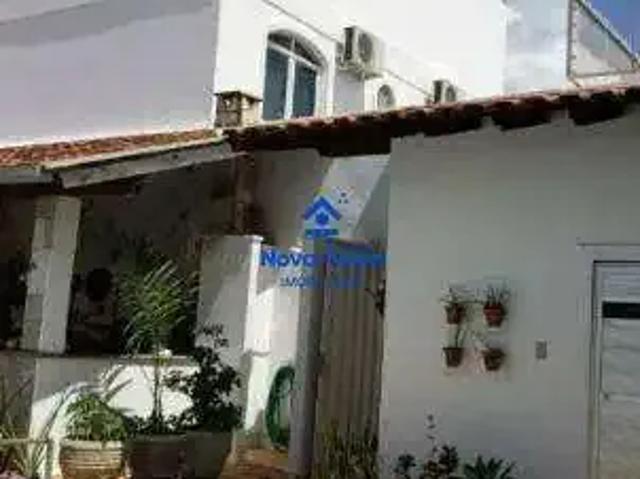 Casa / Sobrado para Locação em Uberaba/MG Parque das Américas 6 Quartos