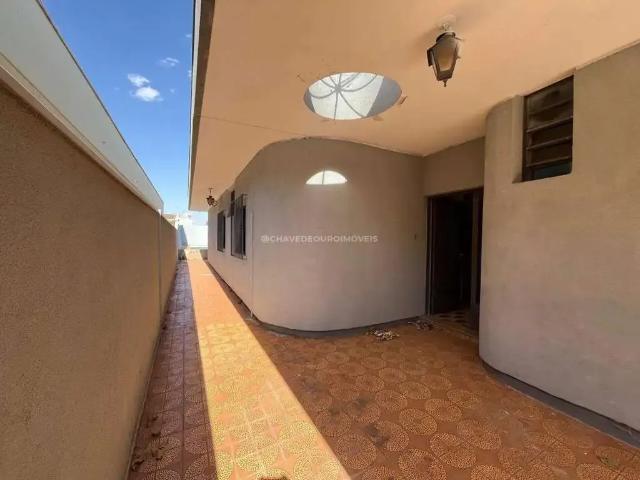 Casa / Sobrado para Locação em Uberaba/MG Santa Marta 3 Quartos
