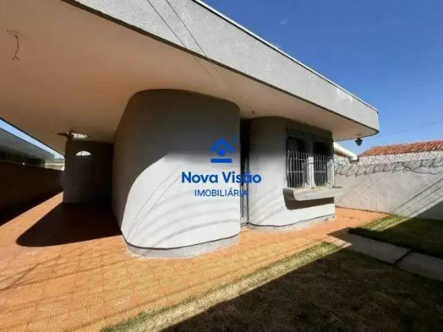 Casa / Sobrado para Locação em Uberaba/MG Santa Marta 3 Quartos
