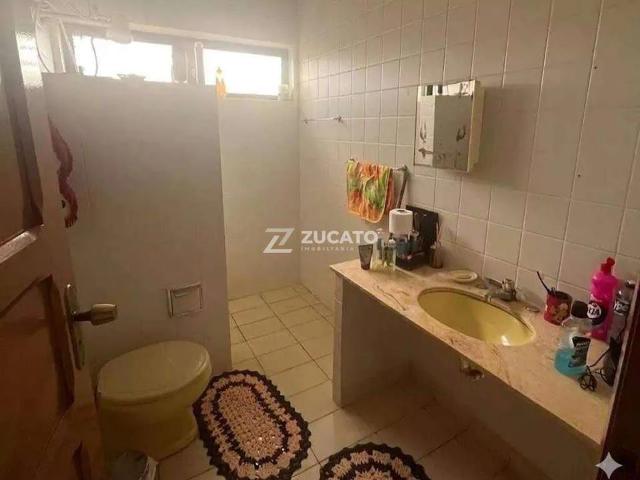 Casa / Sobrado para Locação em Uberaba/MG Vila Maria Helena 5 Quartos