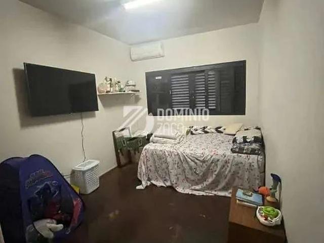 Casa / Sobrado para Locação em Uberaba/MG Vila Maria Helena 6 Quartos