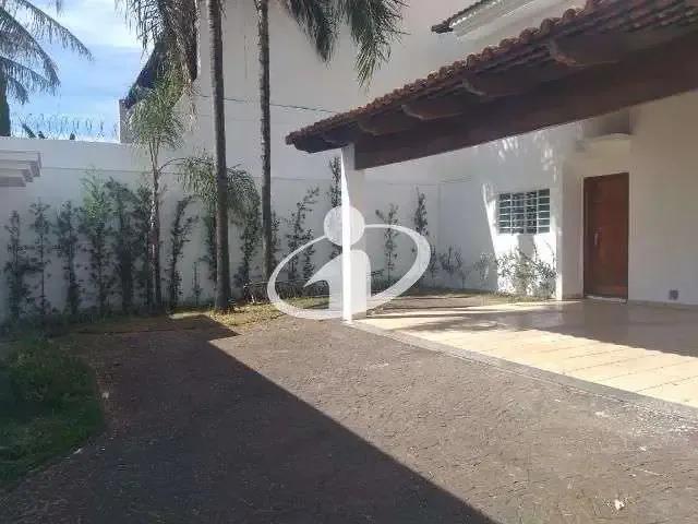 Casa / Sobrado para Locação em Uberlândia/MG Morada da Colina 3 Quartos