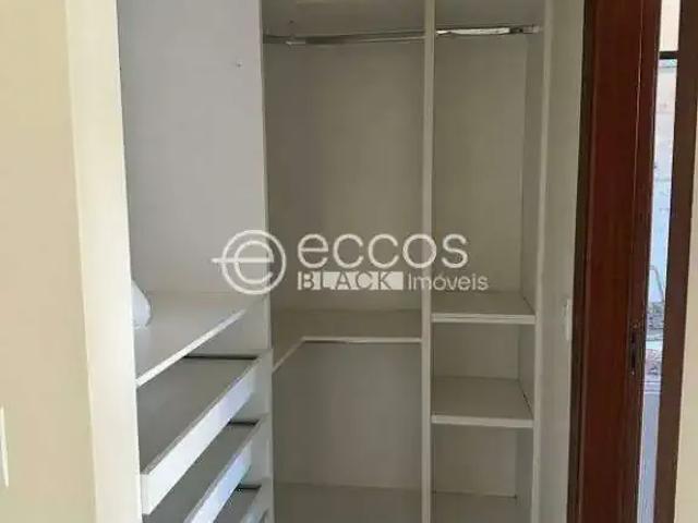 Casa / Sobrado para Locação em Uberlândia/MG Aclimação 3 Quartos
