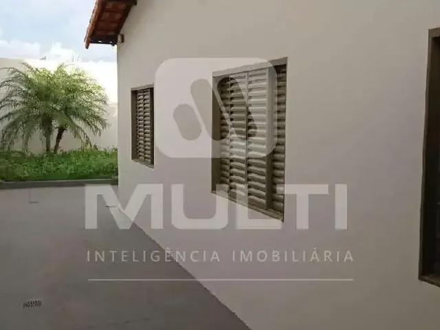 Casa / Sobrado para Locação em Uberlândia/MG Alto Umuarama 3 Quartos