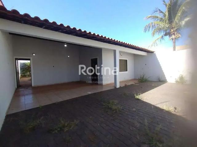 Casa / Sobrado para Locação em Uberlândia/MG Alto Umuarama 3 Quartos