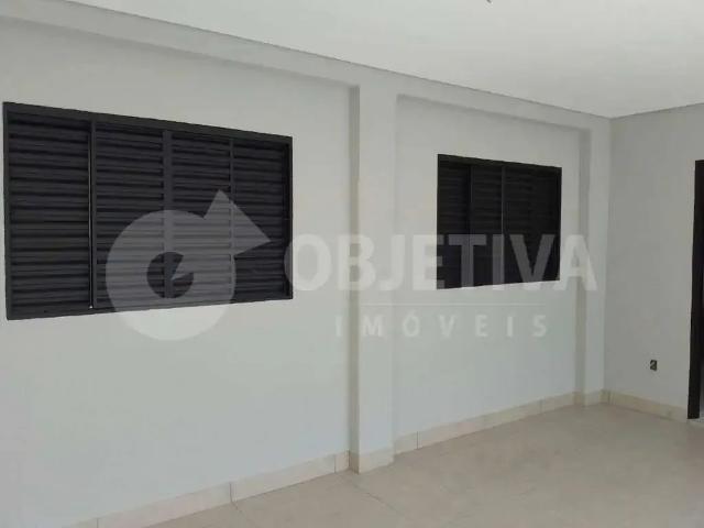 Casa / Sobrado para Locação em Uberlândia/MG Alto Umuarama 4 Quartos