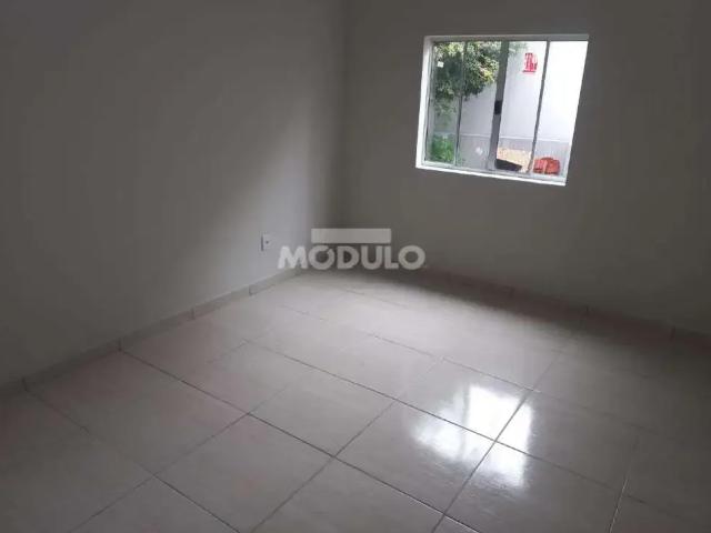 Casa / Sobrado para Locação em Uberlândia/MG Bom Jesus 3 Quartos