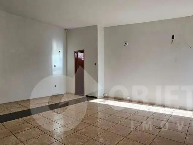 Casa / Sobrado para Locação em Uberlândia/MG Brasil 3 Quartos