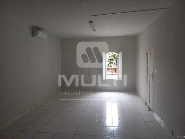 Casa / Sobrado para Locação em Uberlândia/MG Cazeca 3 Quartos