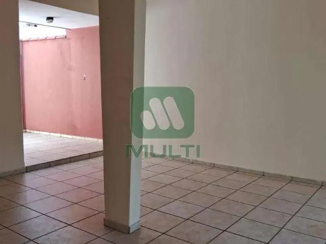 Casa / Sobrado para Locação em Uberlândia/MG Cazeca 3 Quartos