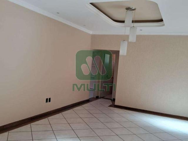 Casa / Sobrado para Locação em Uberlândia/MG Cazeca 3 Quartos