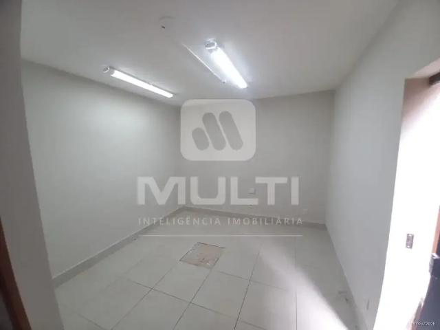 Casa / Sobrado para Locação em Uberlândia/MG Centro 1 Quartos