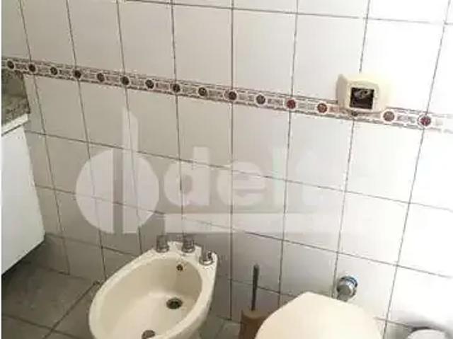 Casa / Sobrado para Locação em Uberlândia/MG Centro 3 Quartos