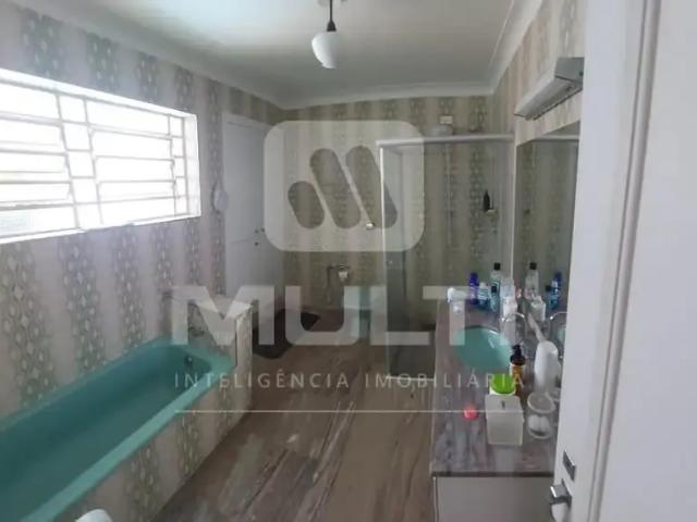 Casa / Sobrado para Locação em Uberlândia/MG Centro 3 Quartos