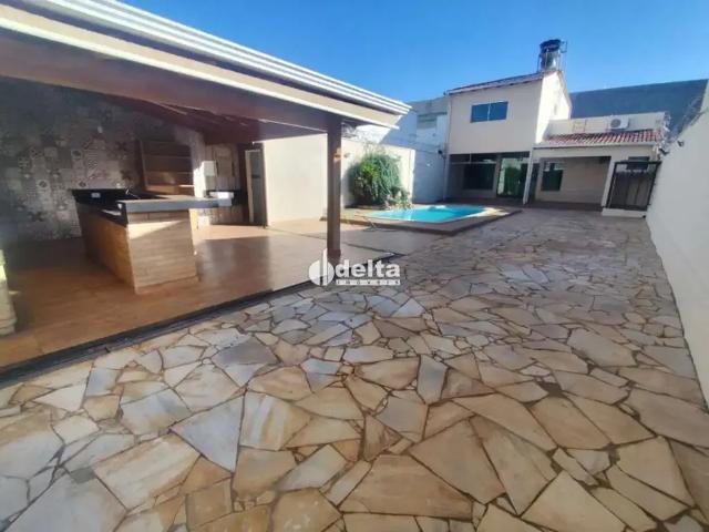 Casa / Sobrado para Locação em Uberlândia/MG Daniel Fonseca 3 Quartos