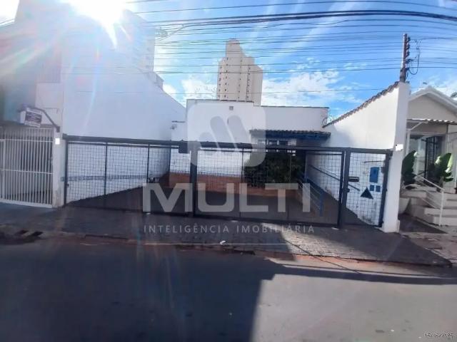 Casa / Sobrado para Locação em Uberlândia/MG Fundinho 1 Quartos