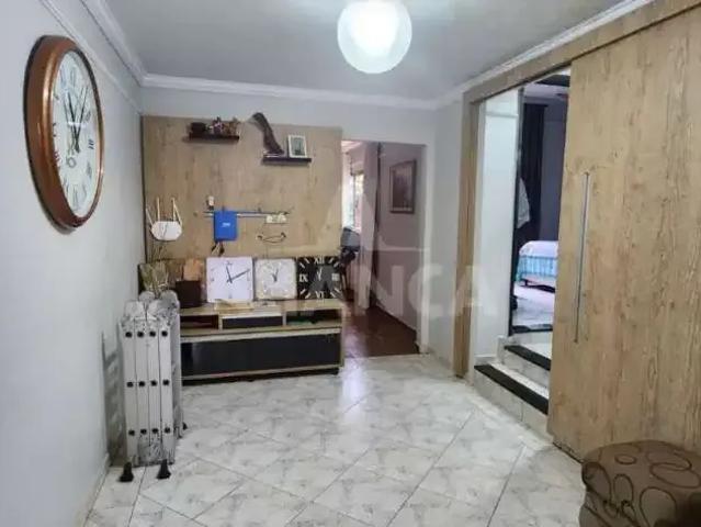 Casa / Sobrado para Locação em Uberlândia/MG Fundinho 2 Quartos