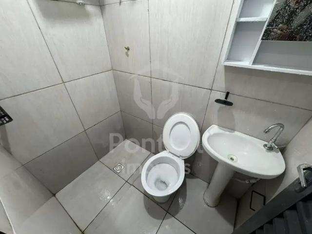 Casa / Sobrado para Locação em Uberlândia/MG Jaraguá 2 Quartos
