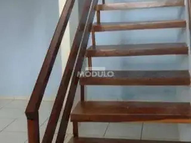 Casa / Sobrado para Locação em Uberlândia/MG Jaraguá 4 Quartos