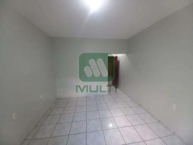 Casa / Sobrado para Locação em Uberlândia/MG Jardim Europa 3 Quartos