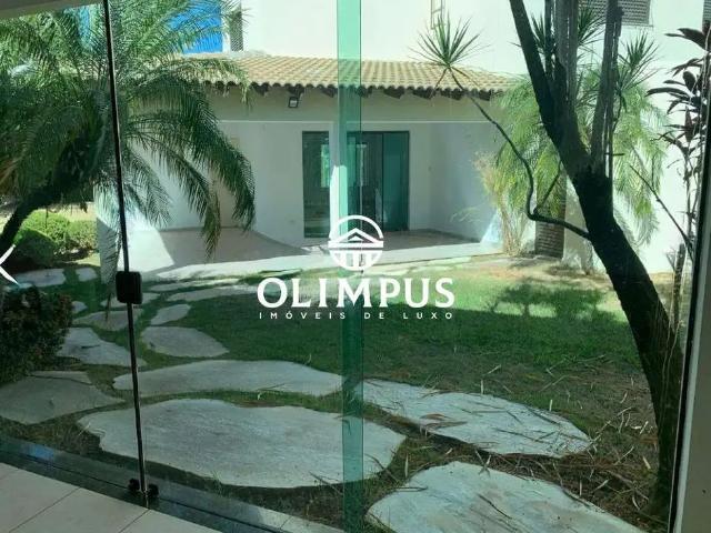 Casa / Sobrado para Locação em Uberlândia/MG Jardim Karaíba 4 Quartos