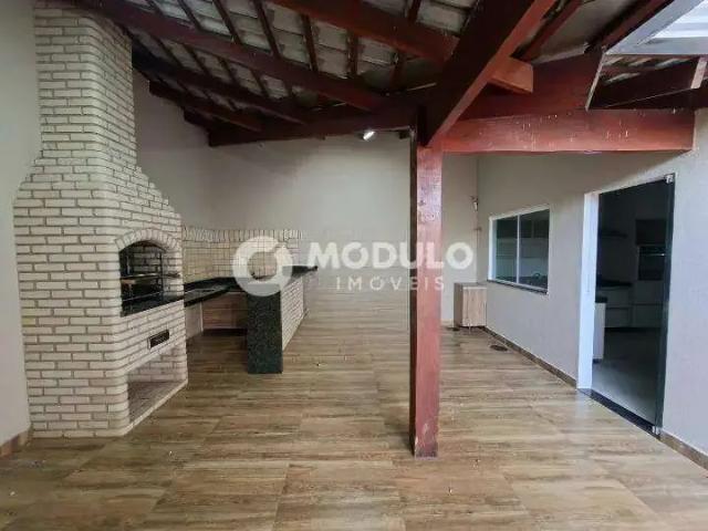 Casa / Sobrado para Locação em Uberlândia/MG Jardim Patrícia 3 Quartos