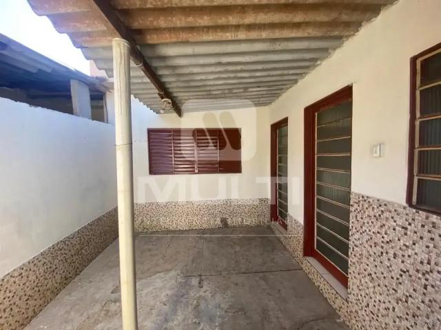 Casa / Sobrado para Locação em Uberlândia/MG Luizote de Freitas 1 Quartos