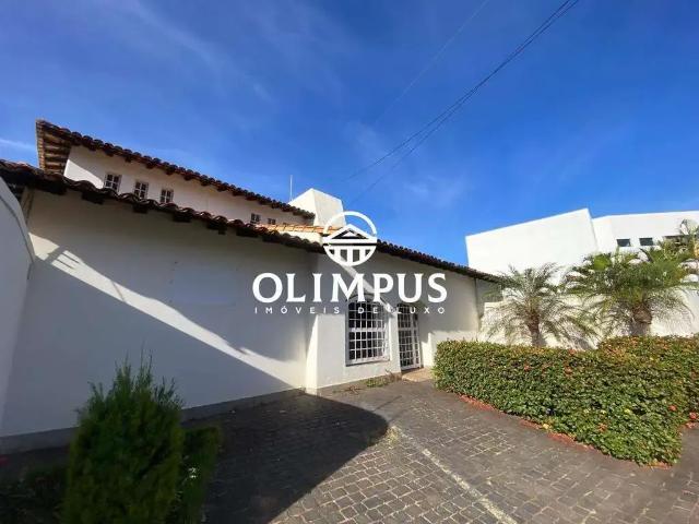 Casa / Sobrado para Locação em Uberlândia/MG Lidice 5 Quartos