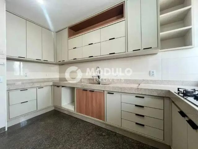 Casa / Sobrado para Locação em Uberlândia/MG Lidice 3 Quartos