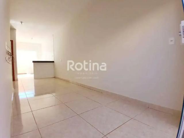Casa / Sobrado para Locação em Uberlândia/MG Shopping Park 2 Quartos
