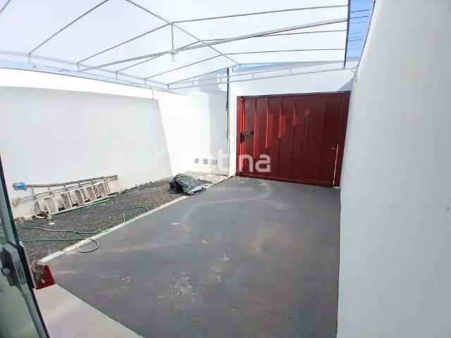 Casa / Sobrado para Locação em Uberlândia/MG Shopping Park 2 Quartos