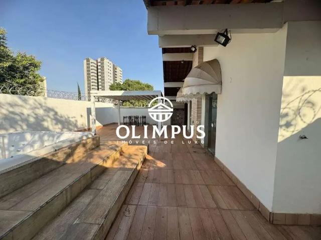 Casa / Sobrado para Locação em Uberlândia/MG Tabajaras 4 Quartos