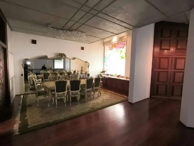 Casa / Sobrado para Locação em Uberlândia/MG Tabajaras 4 Quartos