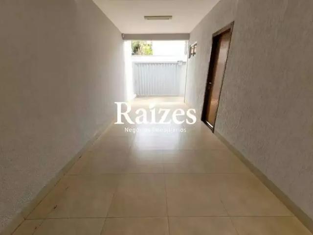 Casa / Sobrado para Locação em Uberlândia/MG Tabajaras 2 Quartos