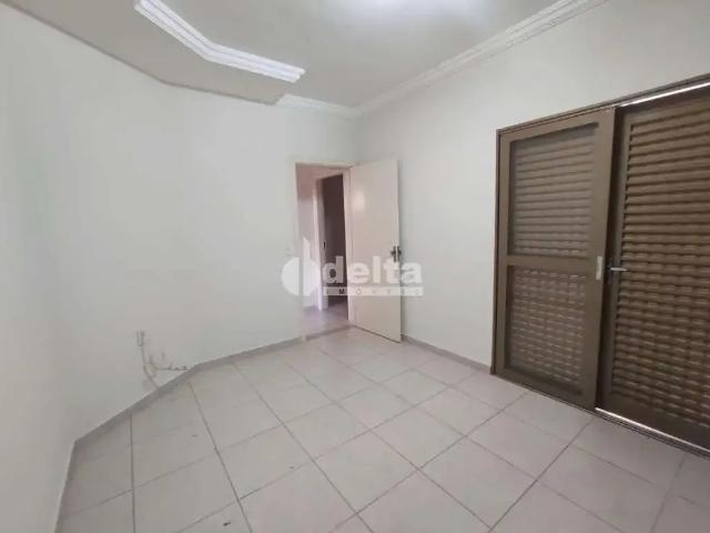 Casa / Sobrado para Locação em Uberlândia/MG Tibery 3 Quartos