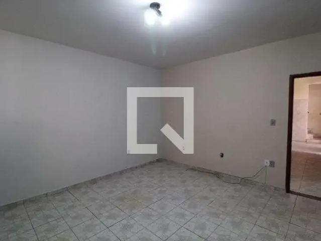 Casa / Sobrado para Locação em Uberlândia/MG Umuarama 4 Quartos
