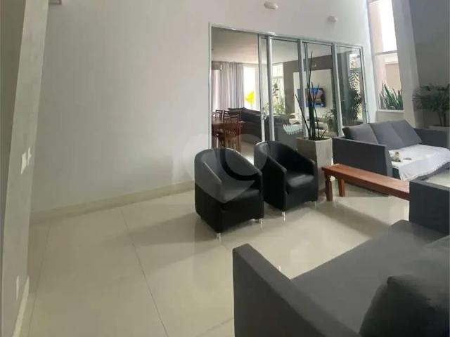 Casa / Sobrado para Locação em Votorantim/SP Alphaville Nova Esplanada 4 Quartos
