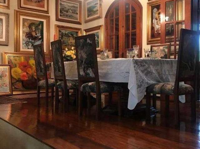 Casa / Sobrado para Locação em Volta Redonda/RJ Sessenta 4 Quartos
