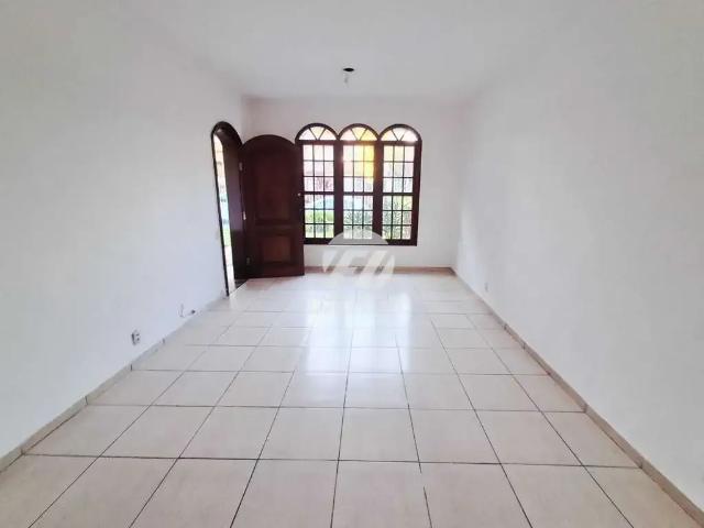 Casa / Sobrado para Locação em Volta Redonda/RJ Vila Santa Cecília 3 Quartos